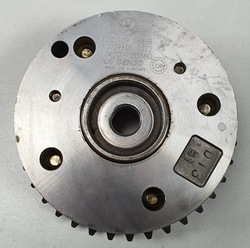 Варіатор faz розподільний вал vw passat b6 golf v 1.4 tsi фото №1