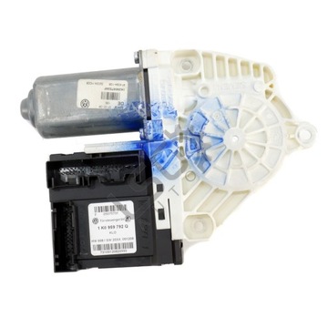 Двигунчик скла лівий зад vw golf vi 1k0959702af 1k0959792q фото №1