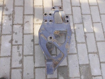 Кріплення підвіс кронштейн балка бампера, ресора ліві daf 85 cf євро 5 фото №1
