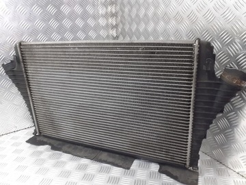 Интеркулер saab 9-3 2.0 t 875532h фото №1