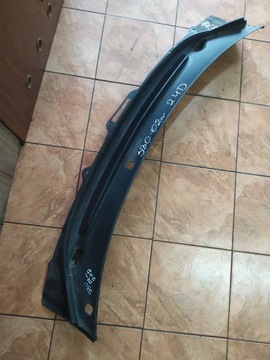 Volvo s80 2.4 d 02' панель під лобовим склом фото №1