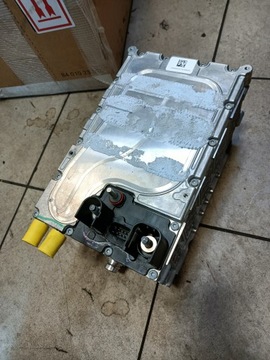 Акумулятор 0009824420 mercedes 48v гибрид фото №1