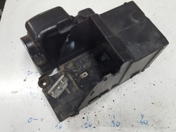 Mondeo mk4 2.0 16v корпус акумулятора резонатор фото №1