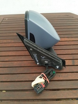 Дзеркало skoda karoq 2017 з закриттям світла. led асистент. корпус 11+2 оригінал. eu фото №1