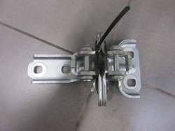 Петля петлі двері праві зад opel zafira c z179 фото №1