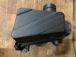 Kia stinger 3.3 t корпус фильтра воздуха правая фото №1