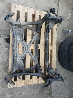 Траверса подрамник колыбель audi a6 s6 a7 s7 4g c7 фото №1