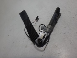 Натягувач застібка ременя праві перед переднє пасажира bmw e60 e61 фото №1