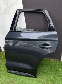 Audi q5 80a дверь задние левая зад левая lx7l фото №1