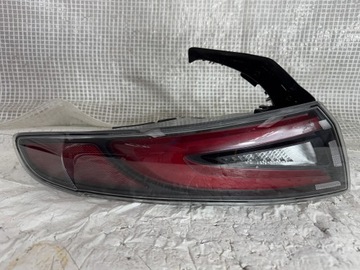 Alfa romeo giulia ліва задня лампа фото №1