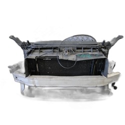 Pas переднее радиатор audi q3 83a 1.5tfsi гибрид 5q1121203de 5q0121151gr 5 фото №1