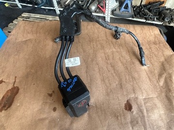 Kia sportage iv клема плюсова 91855-f1210 фото №1