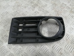 Cc vw golf v решітка бампера галоген праві перед 1k0853666b оригінал оригінальний номер фото №1