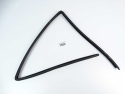 Mercedes c w202 універсал прокладка скла лівий зад фото №1