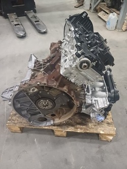 Двигун jaguar xf 3.0 tdv6 306dt фото №1