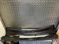 Панель под лобовым стеклом верхний renault master iii movano 10-19 668110010r фото №1