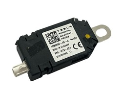 Tesla 3 усилитель антенный fm dab 1098046-00-c фото №1