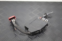 Клемма plus акумулятора peugeot 3008 ii 2 рестайлинг фото №1