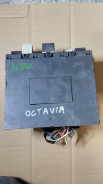 Модуль комфорту vw audi seat skoda бортовою мережаю 3c0937049ae фото №1