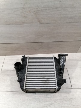 Lamborghini urus радіаторів інтеркулер 4m0145804bt фото №1