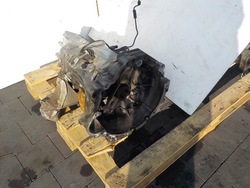 Passat b5 1.8 turbo коробка передач коробки передач ezg фото №1