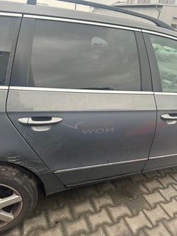 Vw passat b6 універсал la7t двері праві задні комплектні фото №1