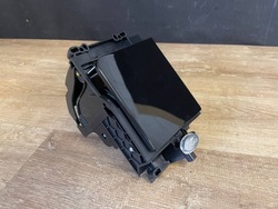 Бардачок подставка pod кружка range rover velar l560 j8a2-13560-be фото №1