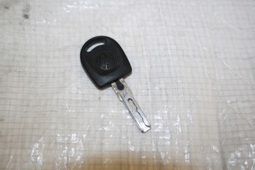 Ключ ключ vw golf bora polo t5 sharan passat фото №1