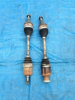 Dodge challenger charger 300c 16 4x4 полуось перед фото №1