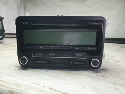 Радио vw passat b6 golf v 1k0035186aa фото №1