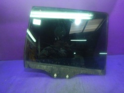 Hyundai matrix 01- скло дверна праві зад права задня фото №1