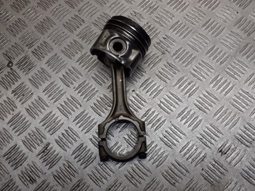 Поршень з шатуном toyota avensis t25 2.2 d4d фото №1