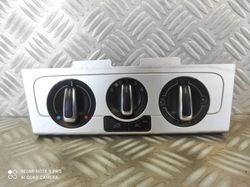 Volkswagen polo v 6r 6c панель повітропровід кондиціонера рамка 6r0820045n фото №1