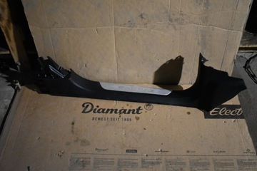 Планка накладка порогова передня ліва porsche taycan 4s 1 фото №1