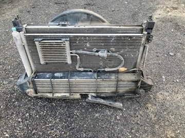 Комплект радіаторів w203 2.2 cdi вентилятор пального фото №1