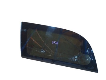 Chrysler town & country стекло левый зад usa фото №1