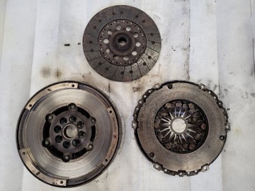 Двухмассовый сцепление mazda 3 6 cx-7 2.2 r2aa 78.000k фото №1