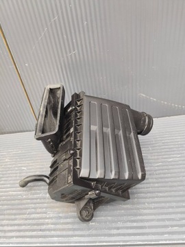 Vw golf vii gti корпус фільтра повітря 5q0129607ac фото №1