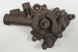 Насос масла масляна mercedes w204 w212 1.8 cgi фото №1