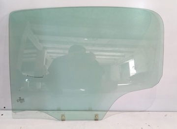 Скло двері лівий зад peugeot 207 1.4 hb 2011r. фото №1