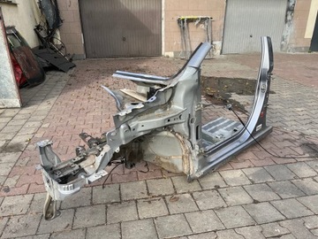 Чверть ліва передня лівий перед peugeot 2008 i kca фото №1