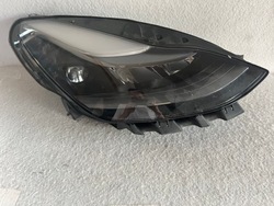 Лампа права фара лінза matrix tesla 3 рестайлінг y 1514953-00-d фото №1