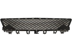 Mercedes c w204 lci amg решітка бампера - 15809 фото №1