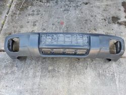 Subaru forester sf 97-00 бампер переднє перед фото №1