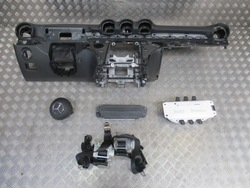 Mercedes c-klasa w206 панель консоль подушки ремни комплект оригинал фото №1