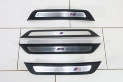 Планки порогові wejściowe bmw 5 g30 g31 m набір bez освітлення фото №1