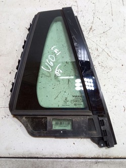 Volvo v60 ii стекло треугольник дверь правые зад правая 31442969 2018- фото №1