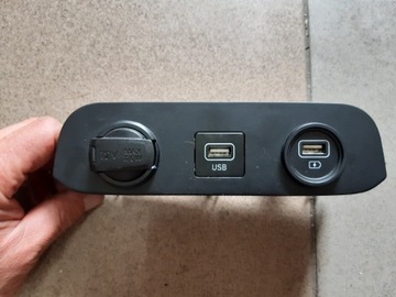 Hyundai i10 iii zapallniczka port usb фото №1