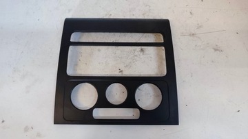 Защита рамка воздуховод радио volkswagen 1t0858071e 1t0858071h фото №1