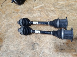 Піввісь 3.0 tdi audi q7 q8 4m0407271ad фото №1